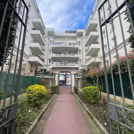 Cozy Riverfront Living, 5-Min Walk To Riverside Train Neuilly-Plaisance Buitenkant foto